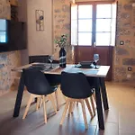 Aparthotel Monodendri Yerolimin