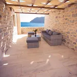 Monodendri Aparthotel 4*